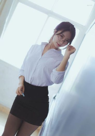 国产美女自拍片_国产剧迅雷电影在线