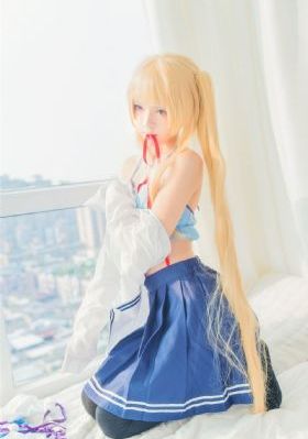 欧美宽驳头西装_BD免费播放